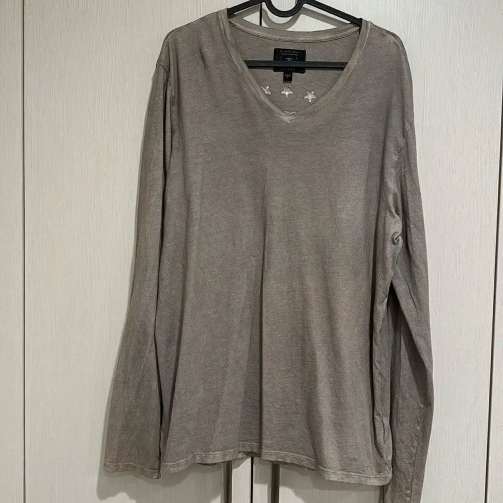 Guess long sleeve